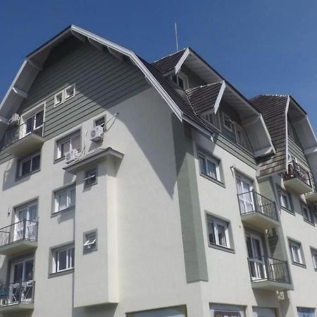 Apartamento Do Vale Appartamento Gramado Esterno foto